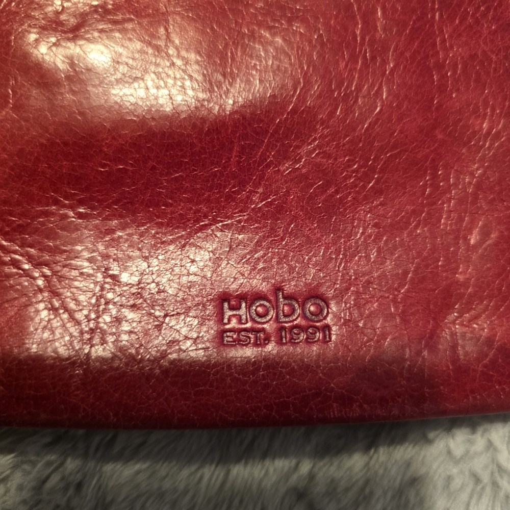 HOBO Red Leather Wristlet Crossbody Clutch - Picture 2 of 7